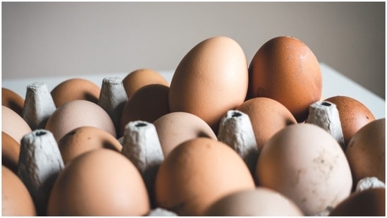 Eggs: It contains lecithin and protein, which not only strengthens the hair but also nourishes, heals your strands. Its high sulfur content might even help with dandruff. Mix two eggs with olive oil and apply it from the scalps to the ends and leave it for 30 mins before washing it off. (Unsplash)