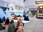 The facility of 'oxygen langar' is available on the premises of Behala Gurdwara where at a time 25 people can avail of the service.(AP) The facility of 'oxygen langar' is available on the premises of Behala Gurdwara where at a time 25 people can avail of the service.(AP)