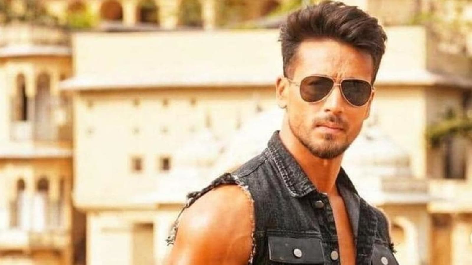 Tiger Shroff completes 7 years in Bollywood, thanks 'Tigerian' army