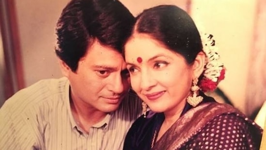 Neena Gupta and Kanwaljit Singh in Saans. 