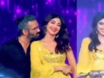 Shilpa Shetty resumes judging duties on Super Dancer 4. Shilpa Shetty resumes judging duties on Super Dancer 4.