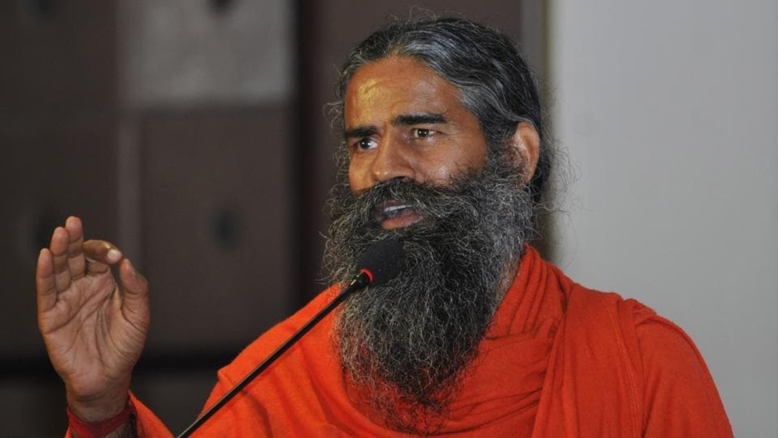 ‘If allopathy works, why do doctors fall ill?’ Now Ramdev has this, and 24 other questions