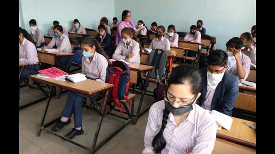Each exam will be of one-and-a-half hours instead of three hours and students’ own schools will be the exam centres. The paper will have only objective and short-answer questions. (Manoj Dhaka/HT file) Each exam will be of one-and-a-half hours instead of three hours and students’ own schools will be the exam centres. The paper will have only objective and short-answer questions. (Manoj Dhaka/HT file)