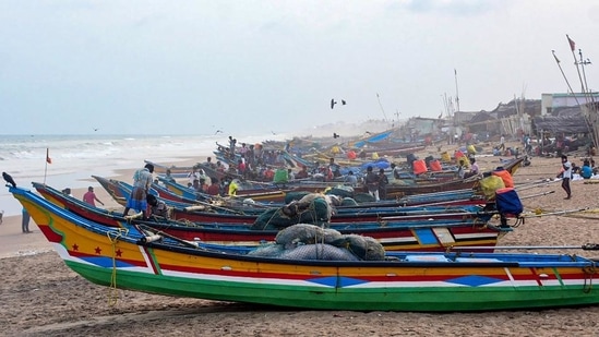 Boats anchored at a beach in Puri on Saturday. Cyclone Yaas is likely to intensify into a very severe cyclonic storm and cross the Odisha and the West Bengal coasts on May 26. (PTI PHOTO.) (HT_PRINT) Boats anchored at a beach in Puri on Saturday. Cyclone Yaas is likely to intensify into a very severe cyclonic storm and cross the Odisha and the West Bengal coasts on May 26. (PTI PHOTO.) (HT_PRINT)