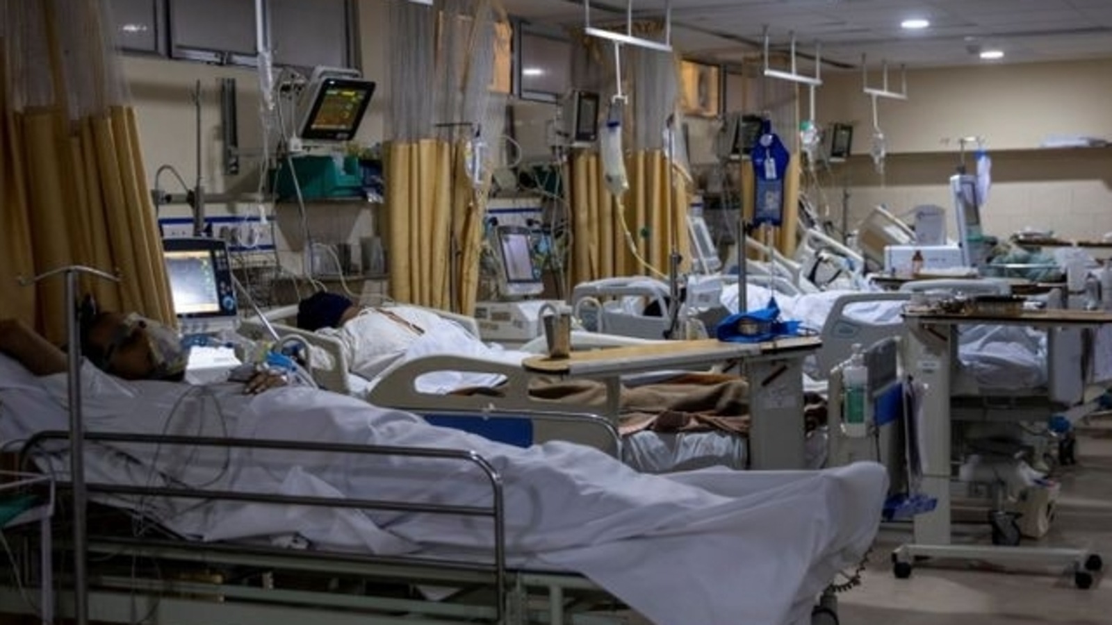 India's Covid-19 tally nears 27 million with 196,427 fresh cases, 3,511 deaths