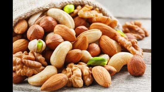 Nuts can help reduce anxiety (PHOTO: SHUTTERSTOCK) Nuts can help reduce anxiety (PHOTO: SHUTTERSTOCK)