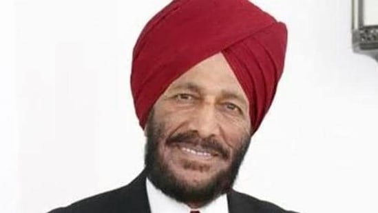 Legendary athlete Milkha Singh is hospitalised with Covid pneumonia in Mohali. (HT file photo)