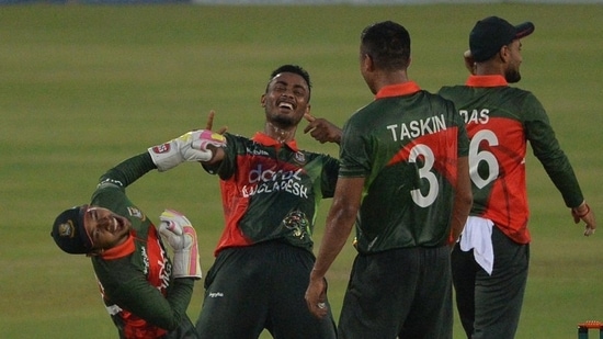 Bangladesh players celebrate against Sri Lanka.(Twitter/ICC)