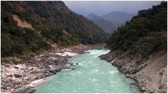 Rishikesh: The best time to visit this hill station is between October to June. You can find accommodation along with food for Rs. 1000 per day.(Instagram/inrishikesh)