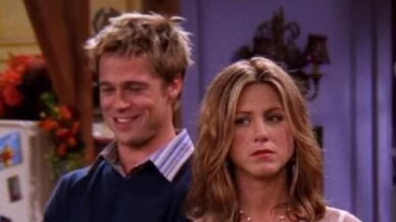 watch friends season 8 episode 1