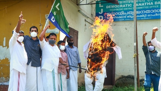 LJD activists burn an effigy of Lakshadweep administrator Praful Patel to protest against policy changes announced by him, in Kozhikode on Tuesday.(PTI Photo) LJD activists burn an effigy of Lakshadweep administrator Praful Patel to protest against policy changes announced by him, in Kozhikode on Tuesday.(PTI Photo)