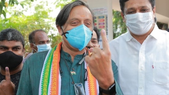 Congress MP Shashi Tharoor (Twitter/@ShashiTharoor)