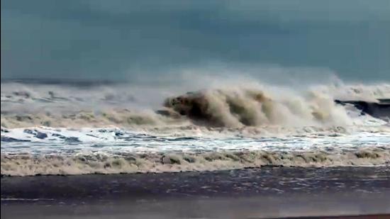 A turbulent sea ahead of Cyclone Yaas at Paradip, Odisha, on Tuesday, May 25. (File photo) A turbulent sea ahead of Cyclone Yaas at Paradip, Odisha, on Tuesday, May 25. (File photo)