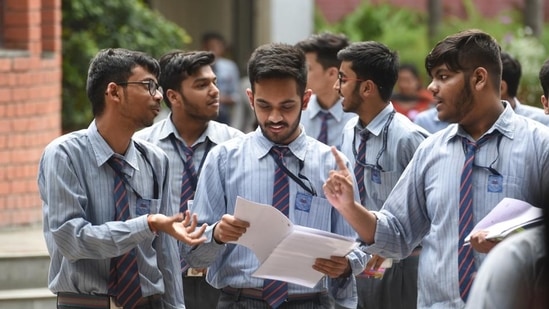 Students of class 12th leave after appearing for the CBSE Board Exam of accountancy in New Delhi.(Sanchit Khanna/HT file photo)