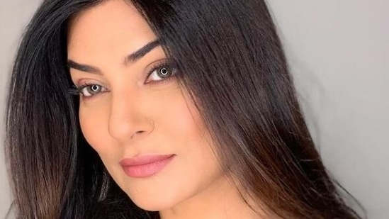 Sushmita Sen shared a new picture of herself.