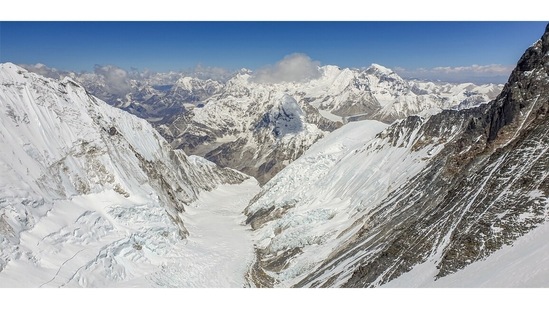 The view of the Western Cwm from near C4.(Aditya Gupta)