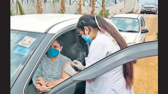 Vaccination is being done at 58 government sites and 11 private hospitals in Mohali. A drive-through campaign is also underway at the Sports Complex in Sector 78. (HT file photo) Vaccination is being done at 58 government sites and 11 private hospitals in Mohali. A drive-through campaign is also underway at the Sports Complex in Sector 78. (HT file photo)