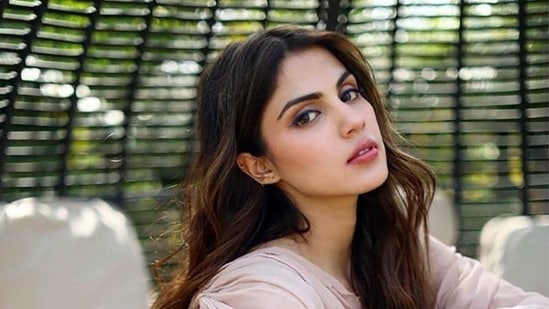 Rhea Chakraborty shares an inspiring message for fans on Instagram. 