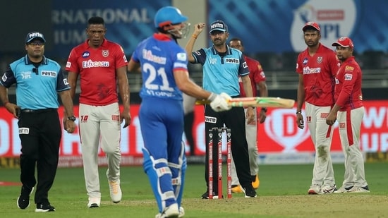 Umpire signals a free hit during an IPL match (IPL/BCCI)