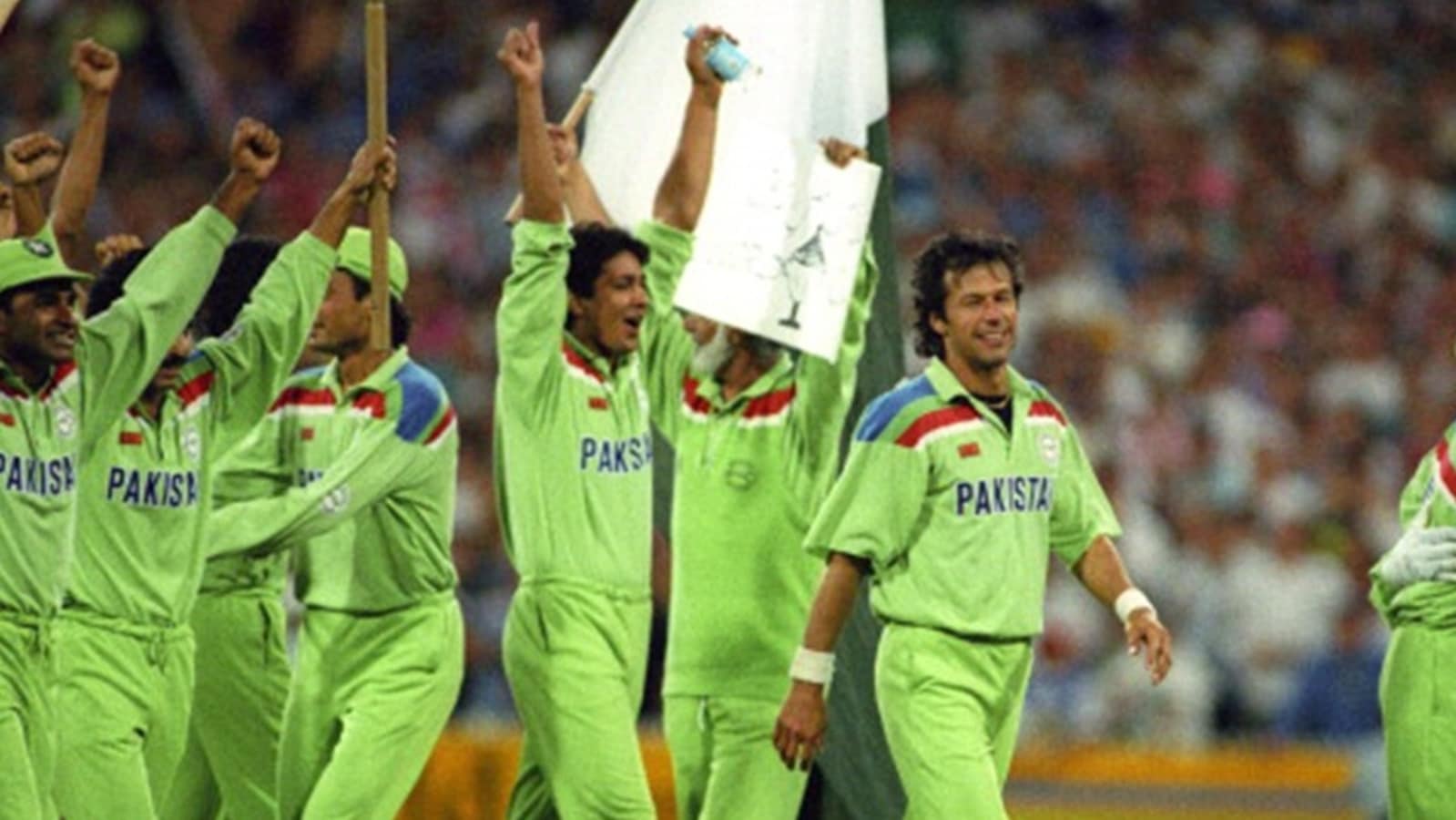 Pakistan 1992 hot sale world cup jersey