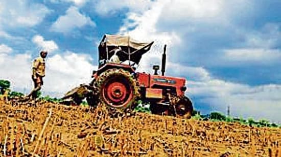 Ind-Ra expects the demand for tractors to suffer in FY22.(Mint file photo) Ind-Ra expects the demand for tractors to suffer in FY22.(Mint file photo)