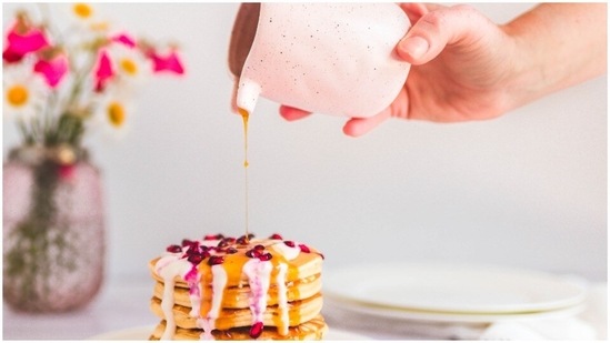 Maple syrup contains a high amount of minerals, including calcium, potassium, iron, zinc, and manganese and is high in antioxidants.(Unsplash)