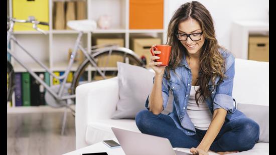 Several companies have stepped up to provide comfort and relief to its employees by introducing four-day work week (Photo: Getty Images)