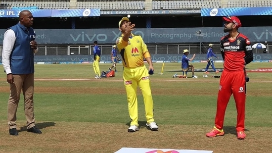 CSK captain MS Dhoni and RCB skipper Virat Kohli at toss in IPL 2021, match no. 25(IPL)