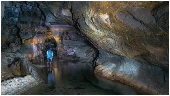 Krem Puri Cave, Meghalaya: This is the world's longest sandstone cave which is 24.5 km long. It is situated near the village of Laitsohum in the Mawsynram of East Khasi Hills district.(Instagram/dialnortheast)