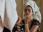 You must have heard about makeup looking cakey. This can happen if you apply the wrong foundation shade, when your makeup oxidises or when you do not prepare your skin well before applying the products. Here are the steps you need to follow before applying your makeup and get that flawless look.(Unsplash) You must have heard about makeup looking cakey. This can happen if you apply the wrong foundation shade, when your makeup oxidises or when you do not prepare your skin well before applying the products. Here are the steps you need to follow before applying your makeup and get that flawless look.(Unsplash)