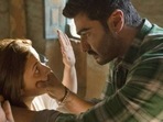 Arjun Kapoor and Parineeti Chopra in Sandeep Aur Pinky Faraar. Arjun Kapoor and Parineeti Chopra in Sandeep Aur Pinky Faraar.