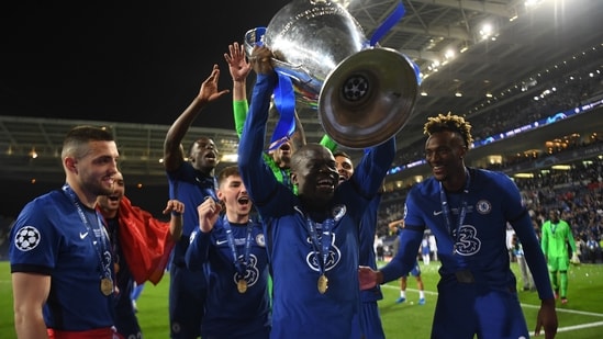 Chelsea's N'Golo Kante celebrates with the trophy after winning the Champions League Pool via REUTERS/David Ramos(Pool via REUTERS)