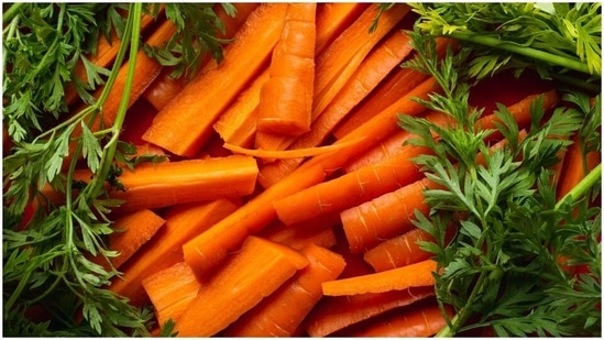 Colour boosting mask for redheads: Make a paste of 3 medium carrots, add 2 tablespoons of honey and 3 tablespoons of yoghurt to it and stir well. Massage it into your scalp and hair for 2 minutes then rinse it out. (Unsplash) Colour boosting mask for redheads: Make a paste of 3 medium carrots, add 2 tablespoons of honey and 3 tablespoons of yoghurt to it and stir well. Massage it into your scalp and hair for 2 minutes then rinse it out. (Unsplash)