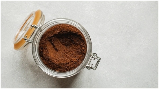 Colour boosting mask for brunettes: To prevent the colour from washing away, you can use this mask. Take 1/2 cup of cocoa powder, 1/2 cup of plain yoghurt, 1 teaspoon of honey and 1 teaspoon of apple cider vinegar in a bowl and mix all the ingredients well. Apply this on clean, wet hair and leave it on for 30 minutes then rinse it thoroughly. (Unsplash) Colour boosting mask for brunettes: To prevent the colour from washing away, you can use this mask. Take 1/2 cup of cocoa powder, 1/2 cup of plain yoghurt, 1 teaspoon of honey and 1 teaspoon of apple cider vinegar in a bowl and mix all the ingredients well. Apply this on clean, wet hair and leave it on for 30 minutes then rinse it thoroughly. (Unsplash)