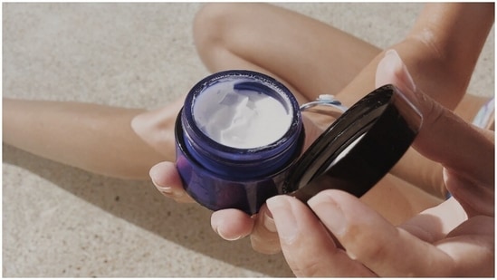 Moisturiser: Choose a good moisturiser and apply it evenly on your face and neck. If you have acne-prone skin then look for an oil-free, non-comedogenic moisturiser.(Unsplash)