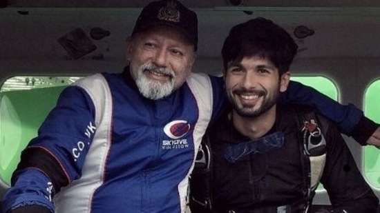 Shahid Kapoor poses with his father, Pankaj Kapur.