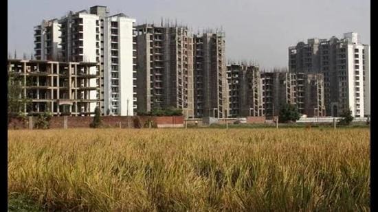 Punjab housing dept reduces non-construction fee by 50% Punjab housing dept reduces non-construction fee by 50%