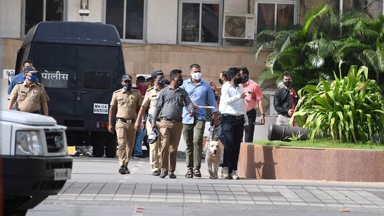 Police personnel along with Bomb Detection and Disposal Squad (BDDS) teams reached Mantralaya after a call was received regarding bomb placed, in Mumbai on Sunday. (ANI Photo) Police personnel along with Bomb Detection and Disposal Squad (BDDS) teams reached Mantralaya after a call was received regarding bomb placed, in Mumbai on Sunday. (ANI Photo)