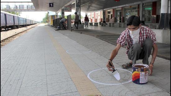 On May 10, 1,382 cases were reported in Mohali, and thereafter, the cases started decreasing. (HT FILE PHOTO) On May 10, 1,382 cases were reported in Mohali, and thereafter, the cases started decreasing. (HT FILE PHOTO)
