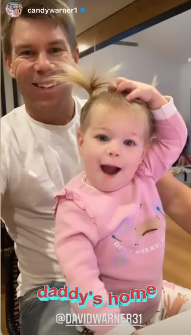 Warner shares his picture with his daughter (Instagram / David Warner)