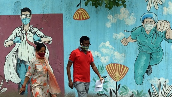 Tuesday also witnessed a further decrease in hospitalisation for the second time in 53 days as it dropped below the 5,000-mark. (Photo by Raj K Raj / Hindustan Times) (Raj K Raj / HT Photo) Tuesday also witnessed a further decrease in hospitalisation for the second time in 53 days as it dropped below the 5,000-mark. (Photo by Raj K Raj / Hindustan Times) (Raj K Raj / HT Photo)