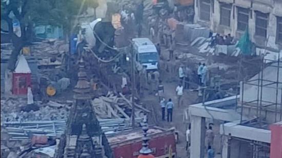The site where two labourers died and another eight were injured in Varanasi on Tuesday, June 1. (Photo: Sourced)
