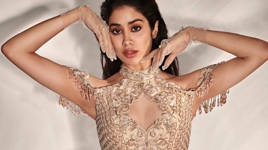Once again sporting minimal make-up, Janhvi's hair was pushed away from her face and she wore mesh gloves, beaded with pearls to accessorize her look. (Instagram/ElleIndia)