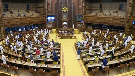 Kerala assembly passes resolution asking Centre to provide free Covid ...