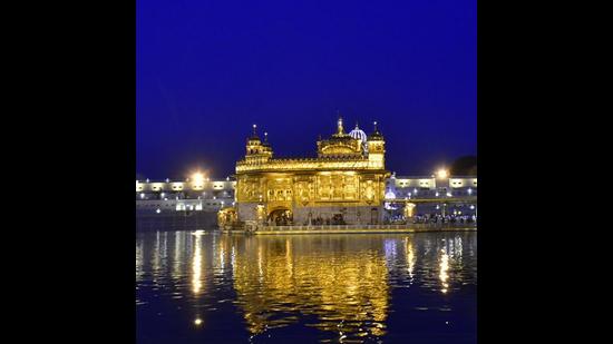 SGPC will display bullet-hit saroop of Guru Granth Sahib - Hindustan Times SGPC will display bullet-hit saroop of Guru Granth Sahib - Hindustan Times