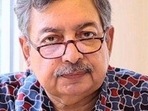 The Delhi Police had registered a case against journalist Vinod Dua for allegedly making statements incite trouble through his YouTube channel. The Delhi Police had registered a case against journalist Vinod Dua for allegedly making statements incite trouble through his YouTube channel.