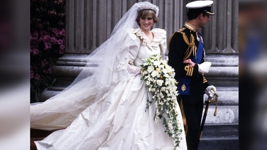 is princess diana's wedding dress on display Wedding dress of Lady Diana Spencer