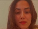 Mira Rajput poses for a selfie on Instagram. 