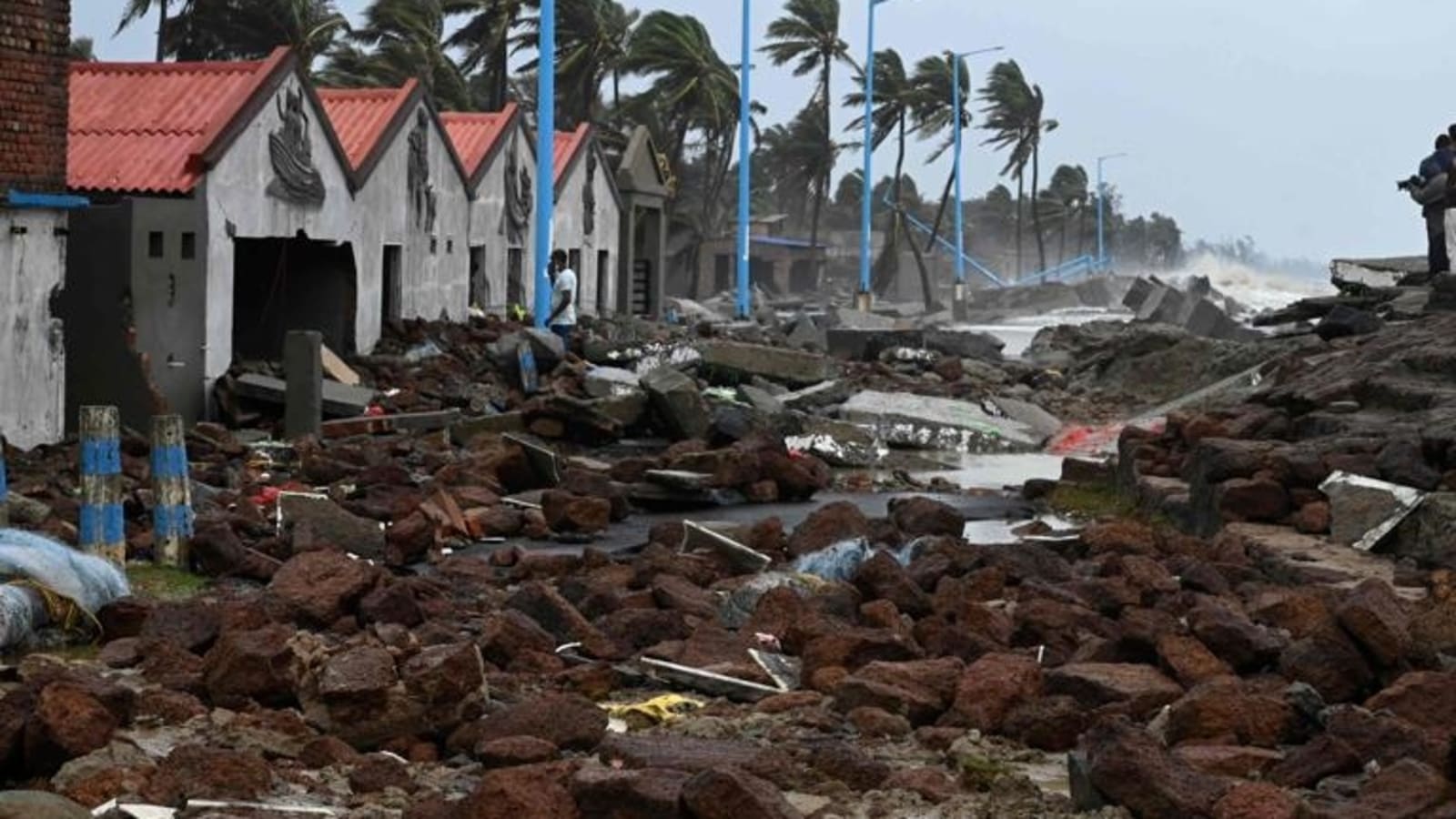 Kolkata's Durga Puja organisers in aid of cyclone-affected people