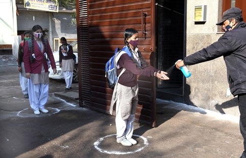 The board has also asked schools to submit information on how their students and teachers accessed remote learning when the schools were physically shut.(HT Photos)